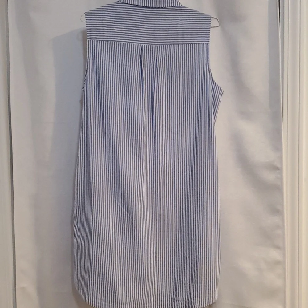 Vineyard Vines Dress With Blue & White Pinstripes, Size 10 - Picture 5 of 6